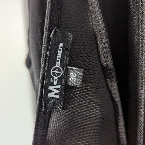 Plunging Neckline LBD, Size 38 - Picture 5 of 7